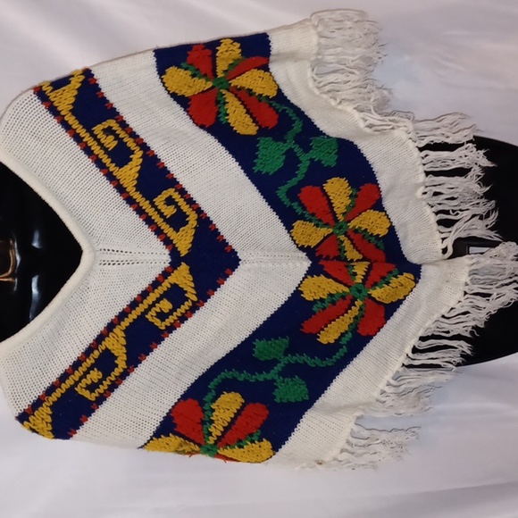 Vintage Chunky Knit Poncho Boho Sweater, It's a Fein Original - Picture 4 of 7